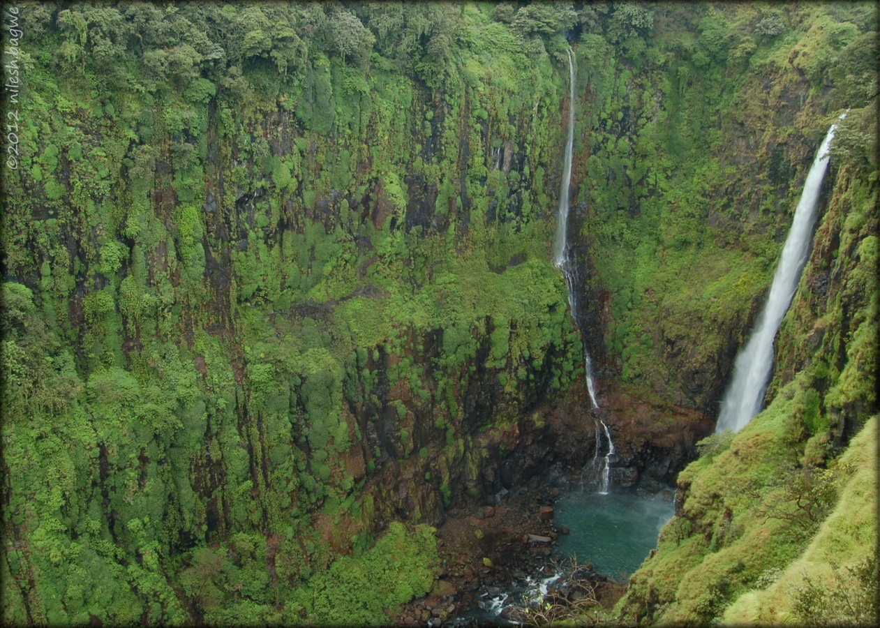 Kas Pathar & Thoseghar Falls The main Thoseghar waterfalls