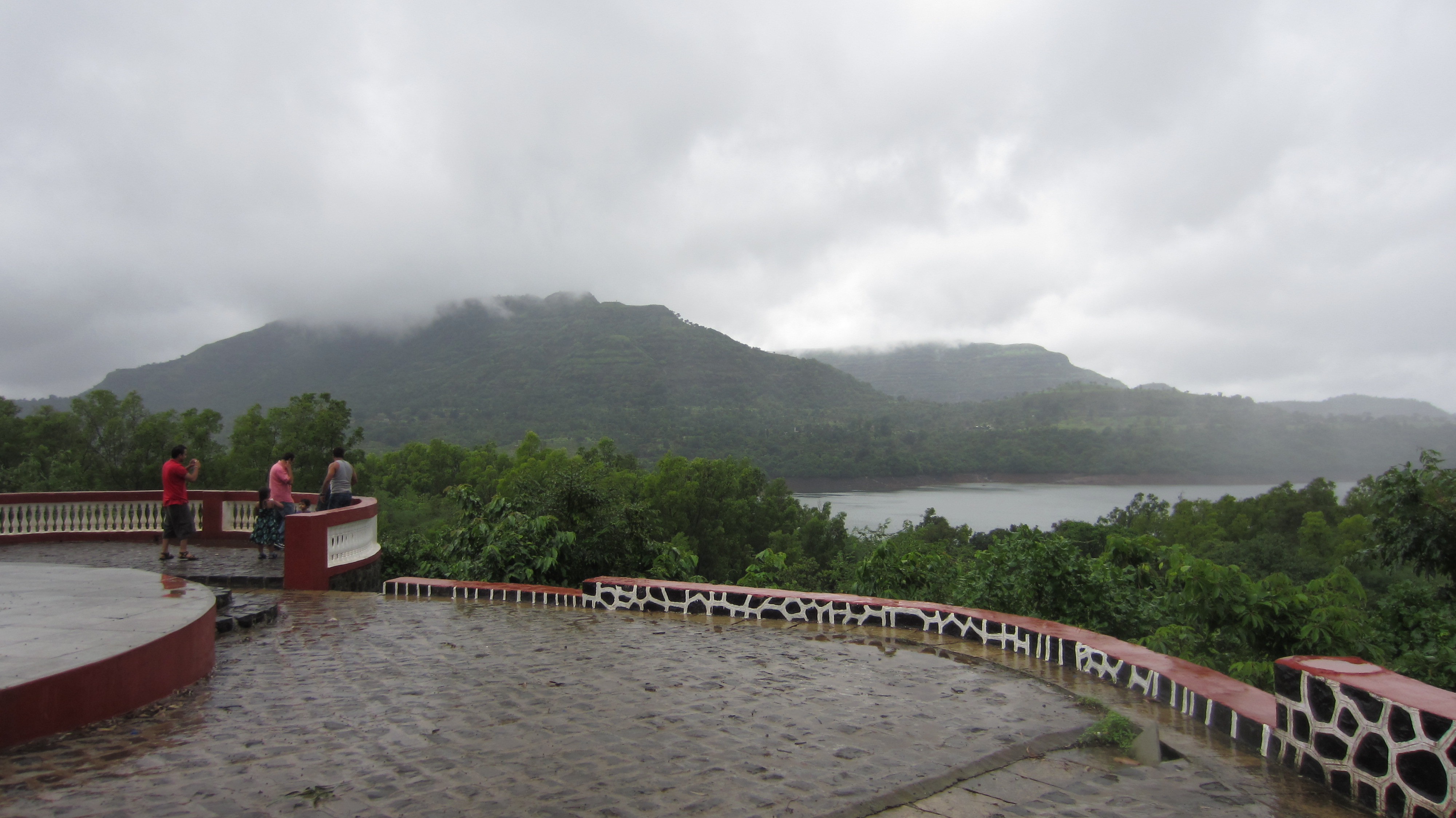 Tamhini Ghat View Point at Paradise Cafe